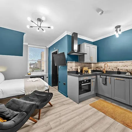 Downtown 3 - Town Centre Apartment